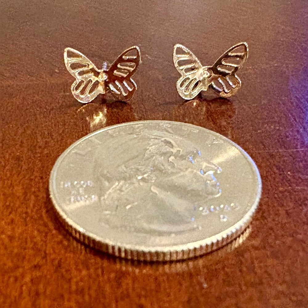 NWOT, Gold Butterfly Necklace and Earring Set - Picture 5 of 8